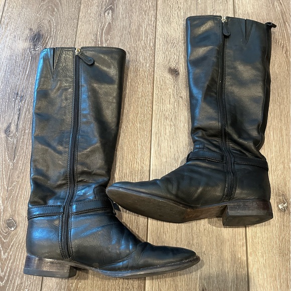 Women’s Tory Burch Black Leather Knee High Boot - 10 - Picture 5 of 5